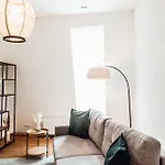 Jama - Grosses Design Apartment, Innenstadt, Wlan, Familie&gruppen Διαμέρισμα
