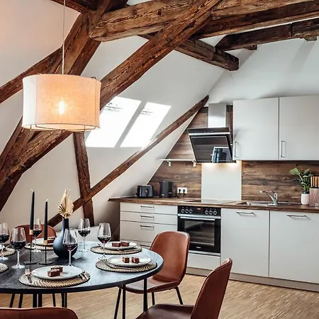 Jama - Grosses Design Apartment, Innenstadt, Wlan, Familie&gruppen Διαμέρισμα